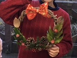 ツル採りから始めるクリスマスリースづくり