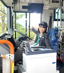 ちびっこバス運転士体験!&バスの乗り方教室