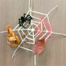 ハロウィンのくもの巣飾りを作ろう