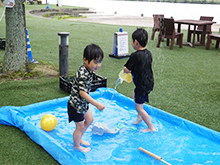 夏限定！水遊び広場