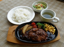 チーズインハンバーグ