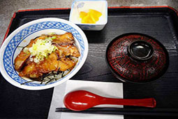 焼き鳥丼