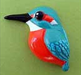 飛ぶ宝石！カワセミのバッジづくり