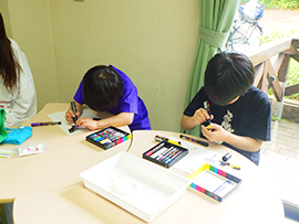 ミニオカリナの絵付け体験