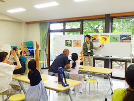 蜜蝋キャンドルづくり