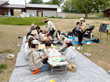 フラワーパーク平日のおさんぽ会「森のこども園～0・1歳児向け親子さんぽ～」