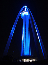 「ライト・イット・アップ・ブルー」