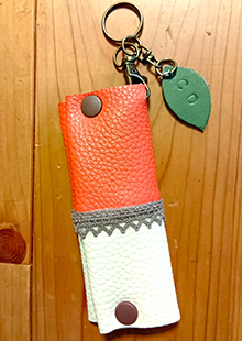 （7）「いよかんの搾りかすレザーの小物作り」