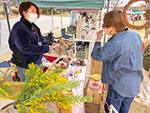 自然の中で花いっぱい！空と森のマルシェ