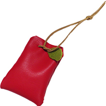 皮の小物を作りましょう